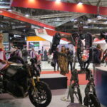 Chicas del Salón EICMA de Milán 2016