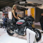 Chicas del Salón EICMA de Milán 2016