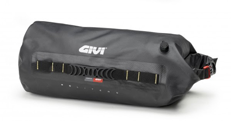 GIVI GRAVEL-T: las bolsas de moto para los días de lluvia y barro 12 givi gravel t 5