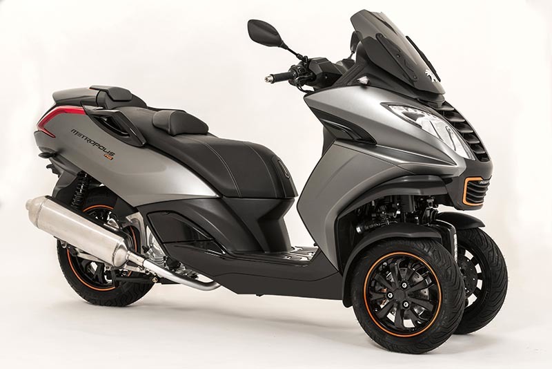 Las últimas ofertas del año en motos nuevas 17 peugeot metropolis 400i rs