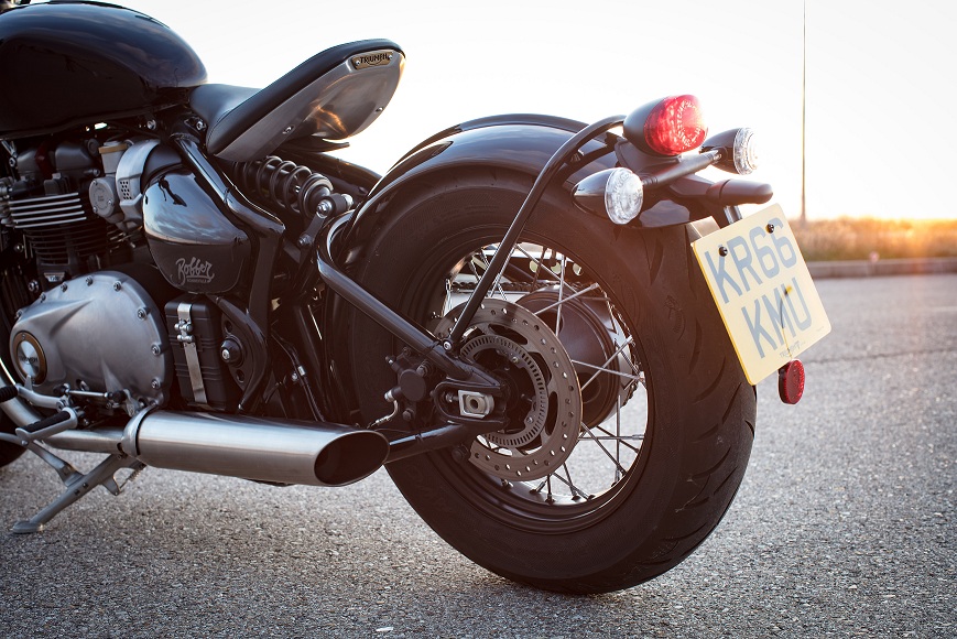 triumph bonneville bobber 8