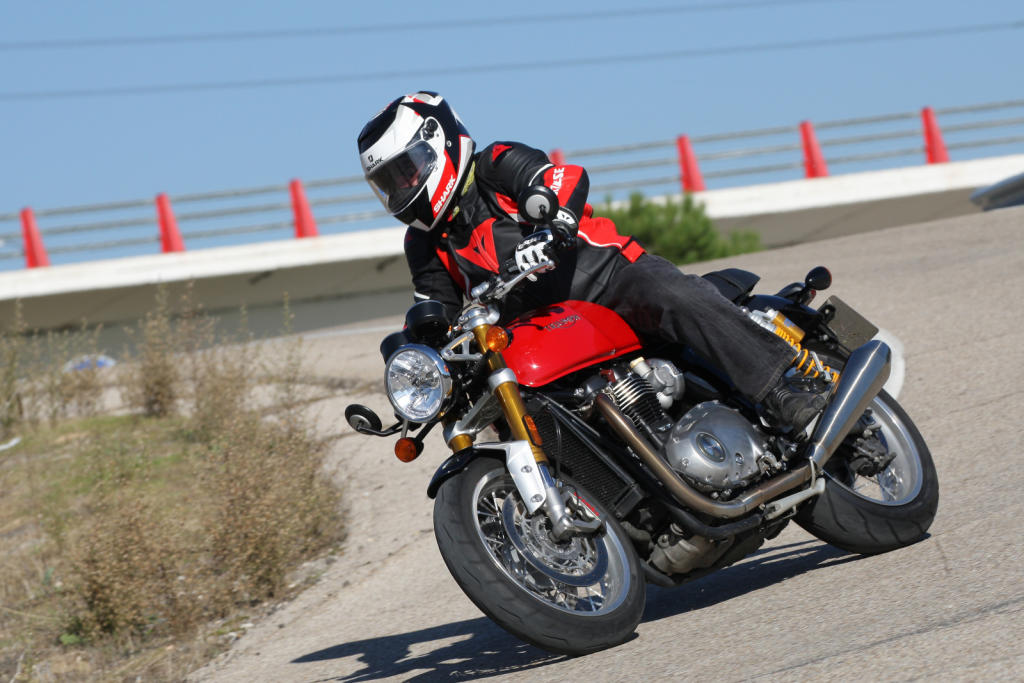 Prueba Triumph Thruxton 1200R