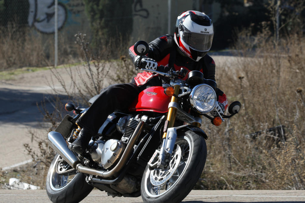 Prueba Triumph Thruxton 1200R