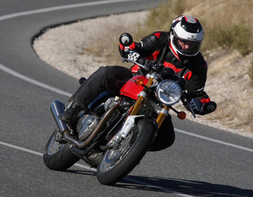 Prueba Triumph Thruxton 1200R