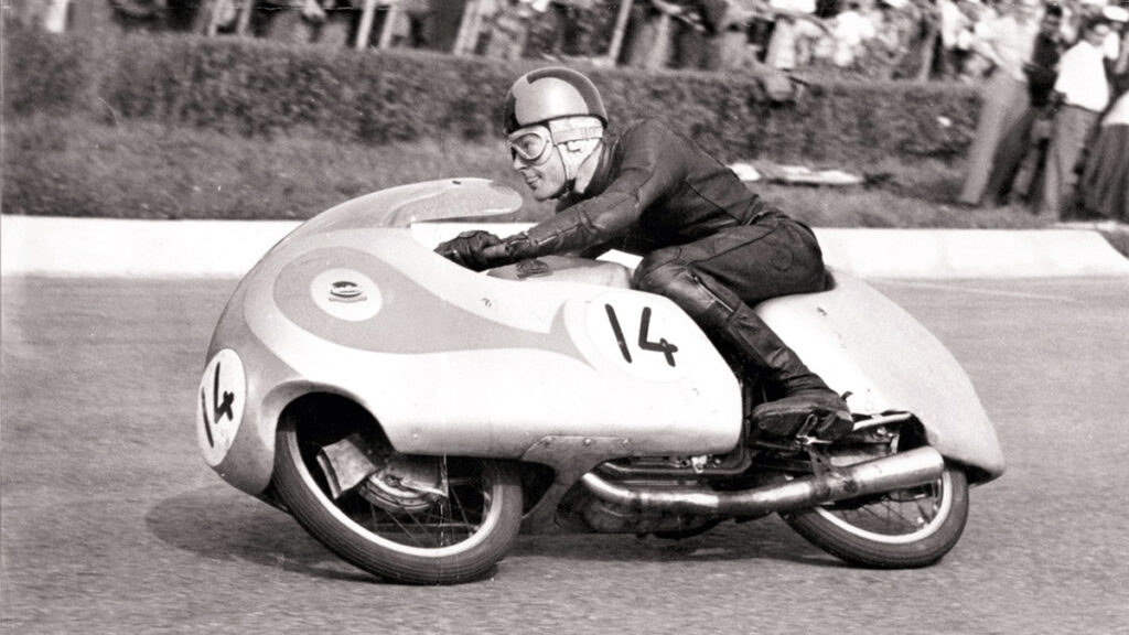 Sammy Miller Mondial 250 Bialbero 1957