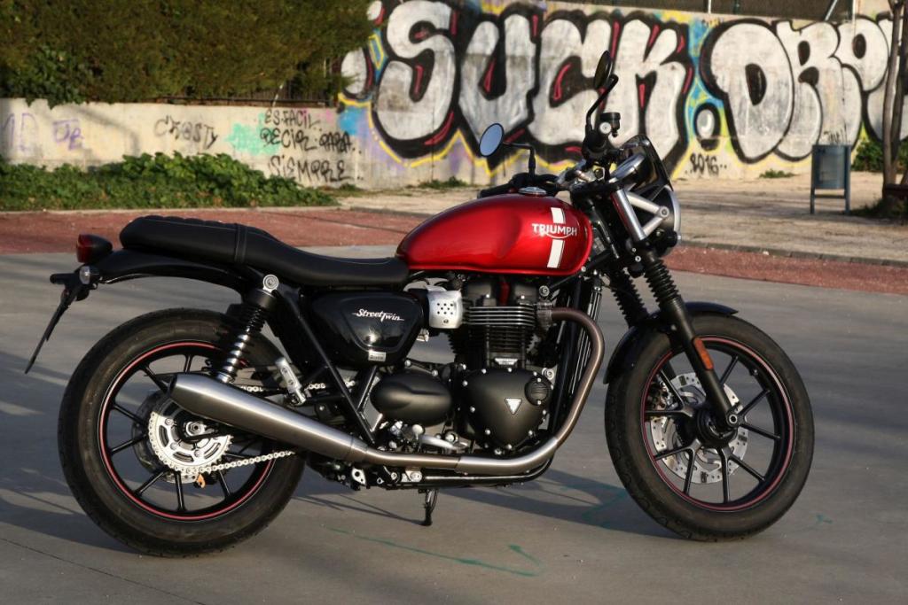 Triumph Street Twin