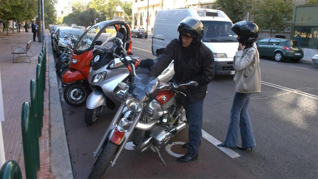 Esto es lo que debes tener en cuenta antes de comprar una moto de segunda mano 8 Prueba de moto