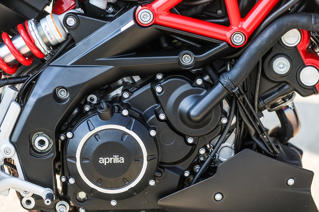 aprilia shiver 900 prueba 14