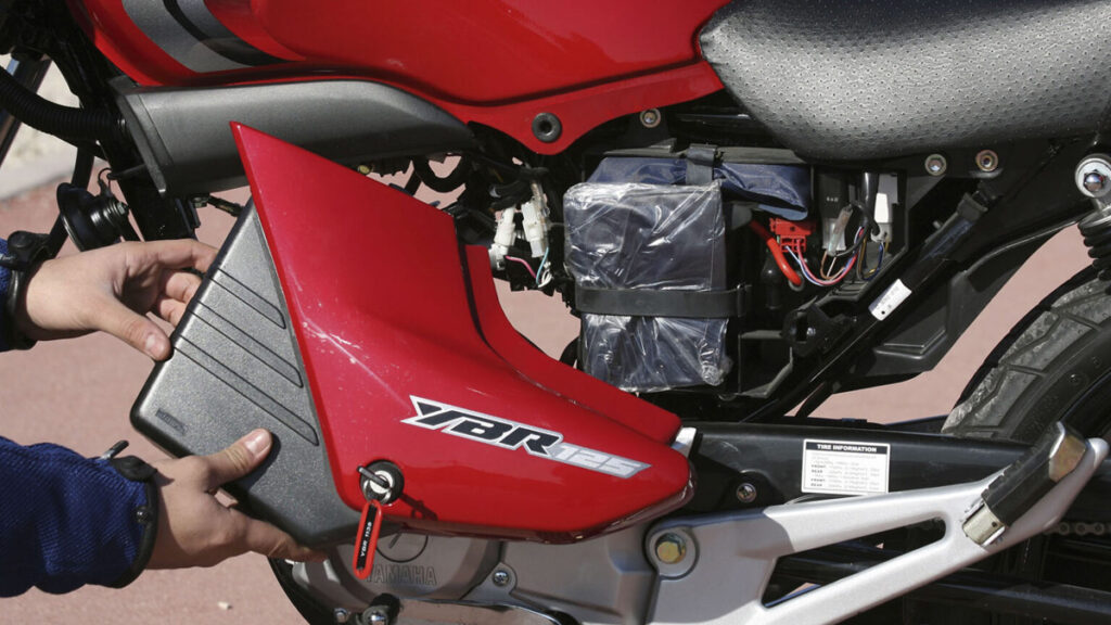 Así puedes alargar la vida de la batería de tu moto 14 mantenimiento de bateria