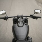 Fotos Harley-Davidson Softail 2018 45 Harley-Davidson Fat Bob