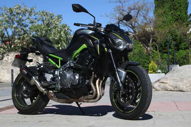 prueba kawasaki z 900 0010