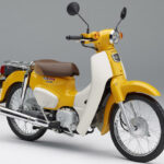 Honda Super Cub 50 Pearl Shining Yellow