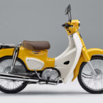 Honda Super Cub 50 Pearl Shining Yellow