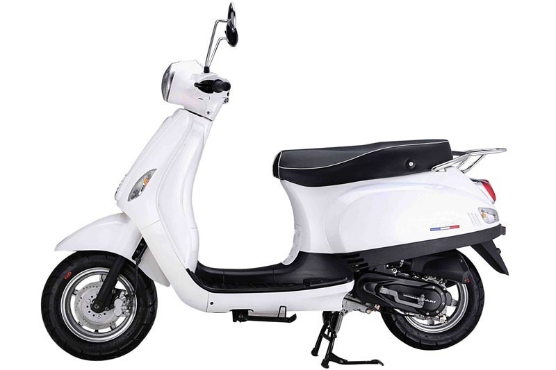 Encuentra las motos nuevas con más chollos del mes 18 riya rome 125