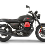 Moto Guzzi V7 III Carbon