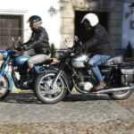 Comparativa:Royal Enfield Classic vs Sanglas 400T