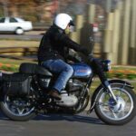 Comparativa:Royal Enfield Classic vs Sanglas 400T