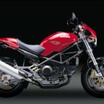 La historia de la Ducati Monster en imágenes 9 Ducati Monster 900 S ie 2000