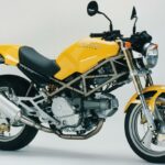 La historia de la Ducati Monster en imágenes 12 Ducati Monster M600 1994