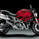 La historia de la Ducati Monster en imágenes 24 Ducati Monster 696 2008