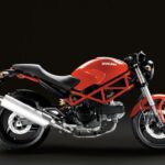 La historia de la Ducati Monster en imágenes 5 Ducati Monster 695 2006