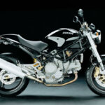 La historia de la Ducati Monster en imágenes 19 Ducati Monster M1000 2003