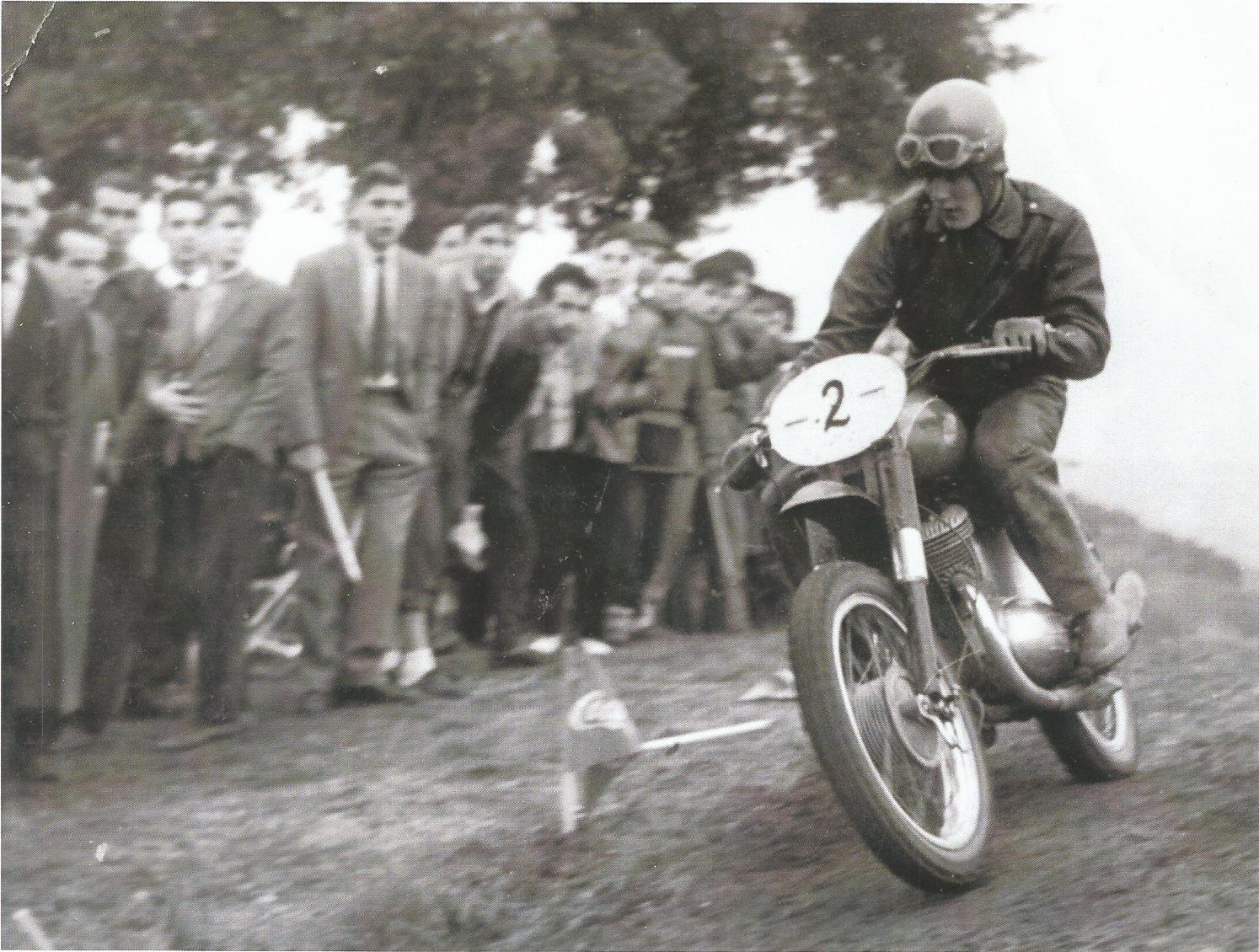 derbi 350 motocross 2