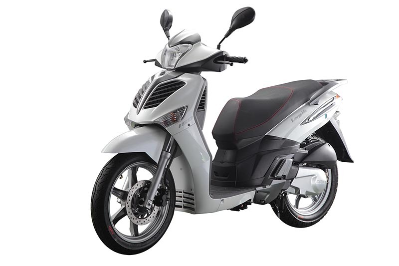 Cómo ahorrar hasta 1.500 € al comprar moto nueva 10 keeway logic 125 1