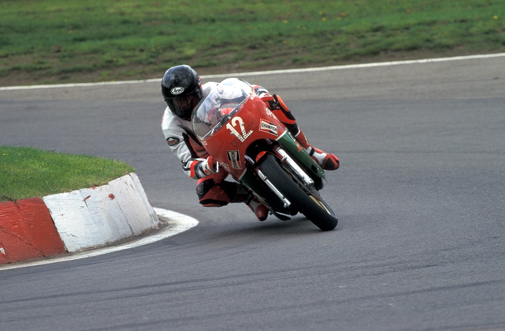 mike hailwood ducati 900 tt1 17