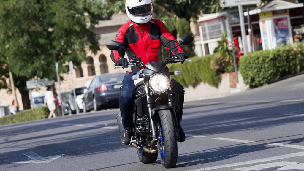 Prueba de moto en marcha