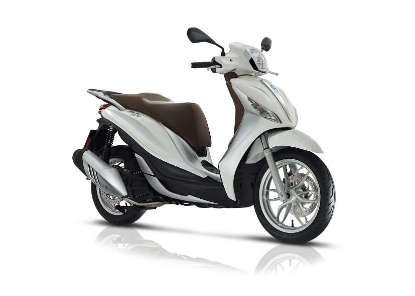 Estos son los 5 scooter más económicos para moverte con el carnet A2 12 Piaggio Medley 150