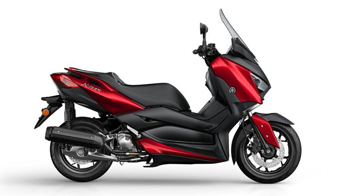 YAmaha X-MAx 125 vista lateral