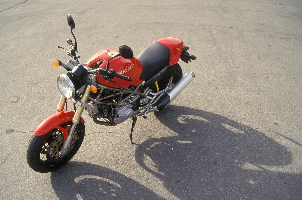 ducati monster 900 13