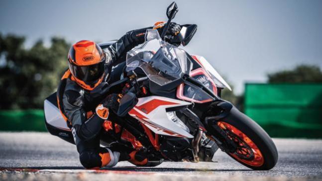 Fotos de la KTM 1290 Super Duke GT 2019