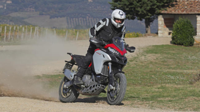Fotos de la Ducati Multistrada 1260 Enduro en acción