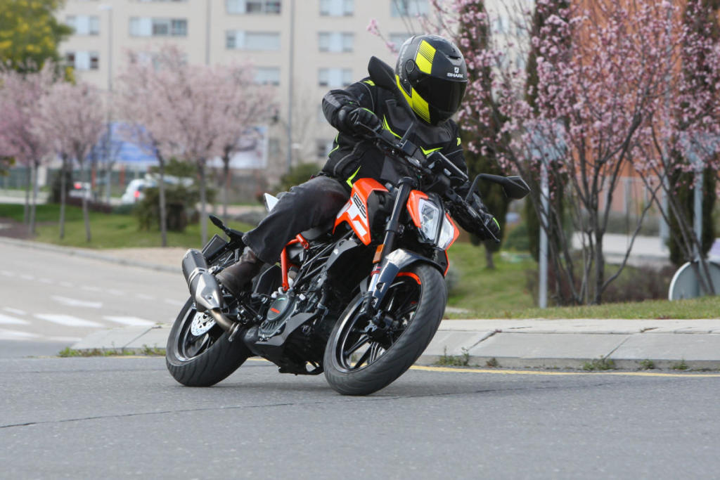 Las 10 motos naked 125 más rápidas 6 ktm duke 125