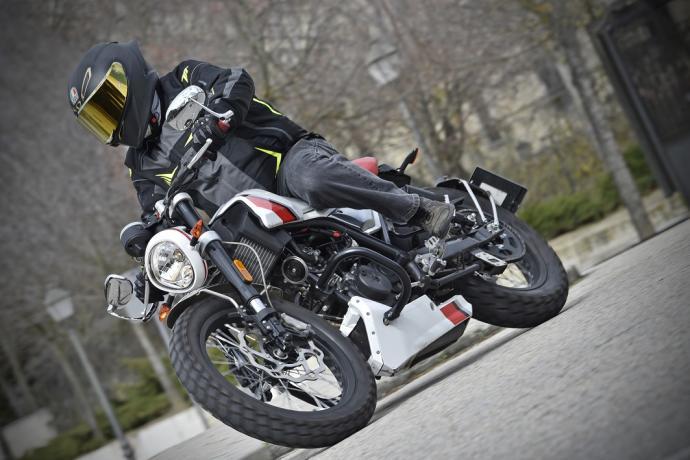 Las 10 motos naked 125 más rápidas 3