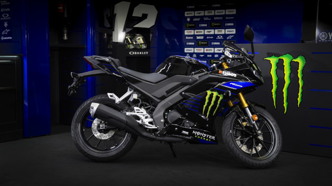 2019 yamaha yzf r125sv eu midnight black static 007 03