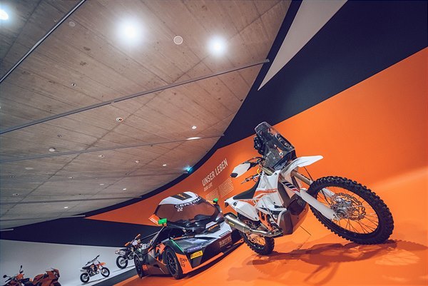 ktm motohall opening 08