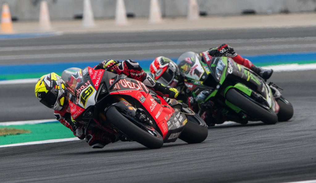 5c90dd3f0ce694390b8b45ab alvaro bautista vs jonathan rea donde decidira mundial superbike 2019