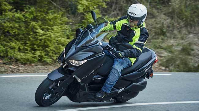 Yamaha X-Max