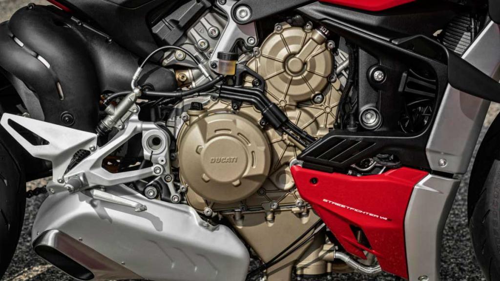 Ducati Streetfighter V4 y V4S 2020