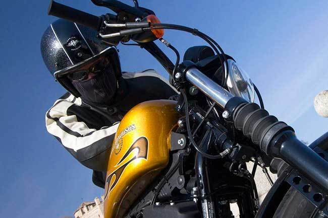Harley-Davidson XL 883 N Iron