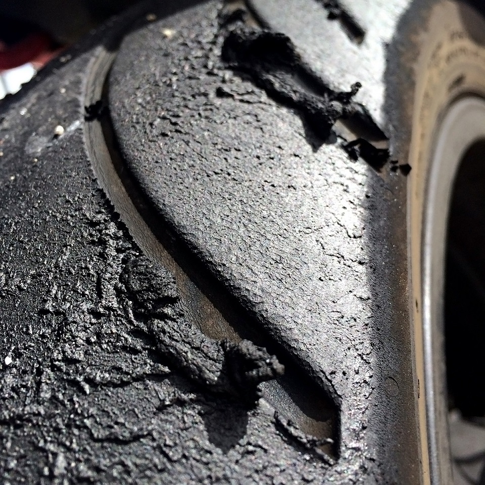 Esto es lo que debes hacer para que los neumáticos de tu moto duren más 3 neumatocos moto 3