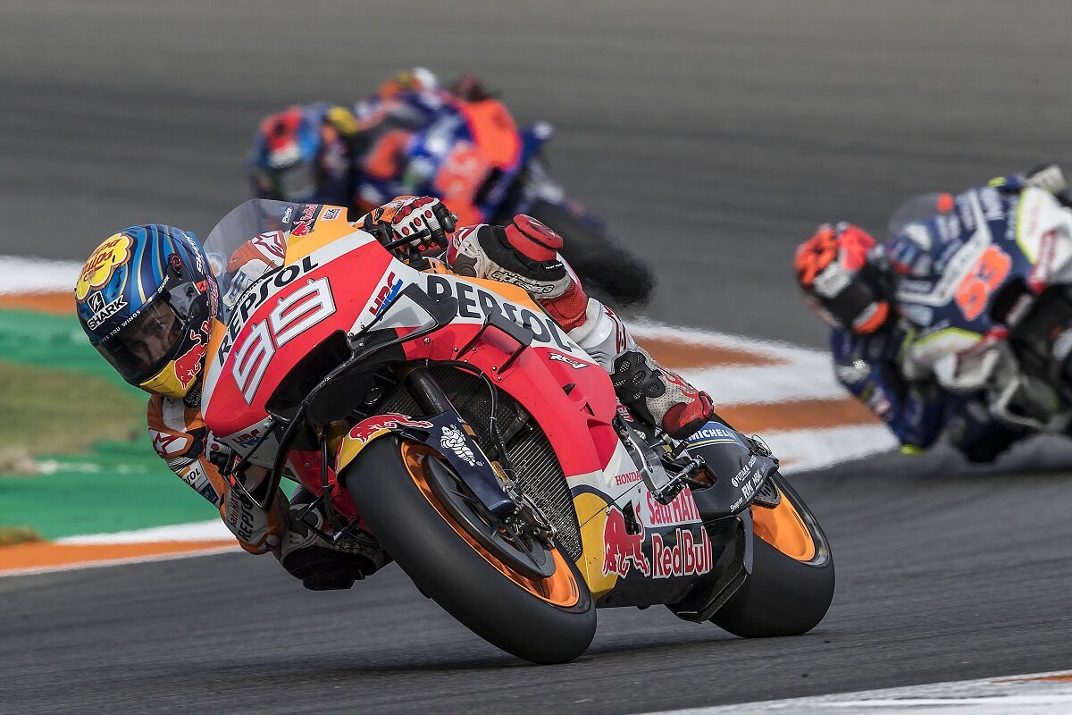 Jorge Lorenzo, crítico con los derroteros de MotoGP: “Eliminaría la aerodinámica y me plantearía si dejar libertad para llegar a 400 km/h” 1 jorge lorenzo 1