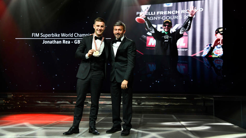 0005698 fim awards 2019 monaco cermony