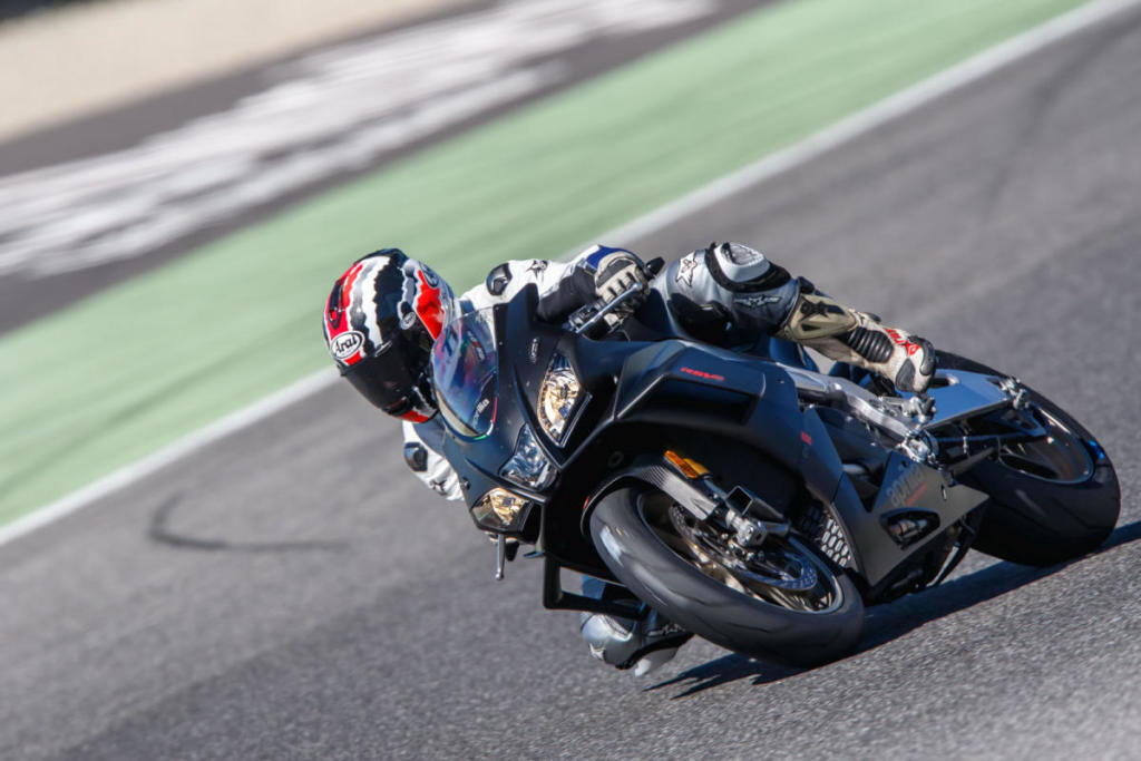 aprilia rsv4 1100 factory 2019 31 g