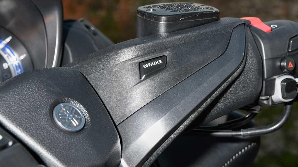 Scooter para el carné A2: cerca de ser el modelo perfecto en carretera 12 Yamaha TMax 560