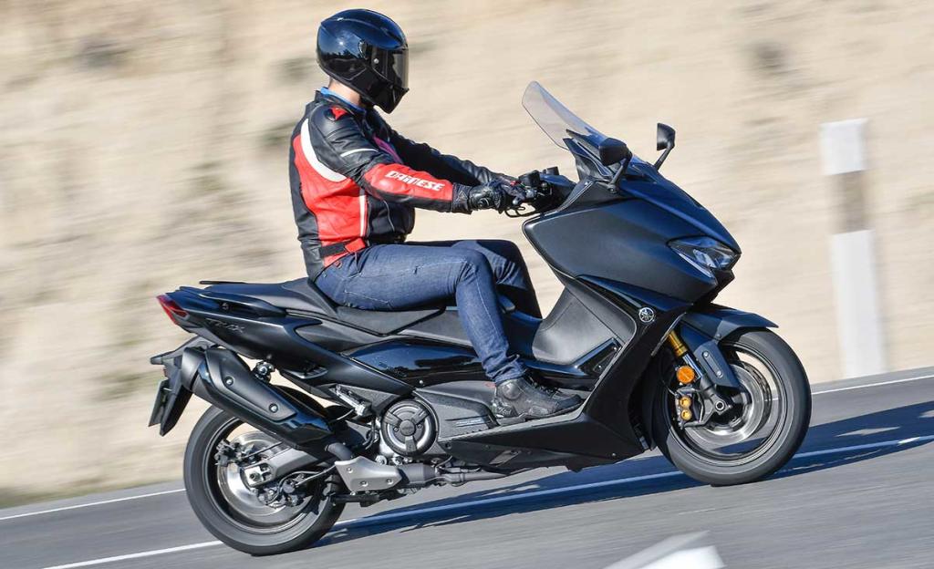 Yamaha TMax 560