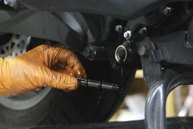 10 cuestiones que debes tener en cuenta al cambiar el aceite de la moto